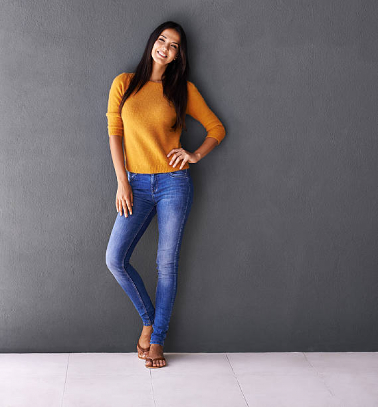 Fábrica de Calças Jeans Profissional Feminina ILHOTA - Fábrica de Calça Jeans Escura Feminina