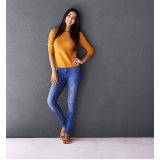 preço de calça jeans feminina corte tradicional Recanto das Emas